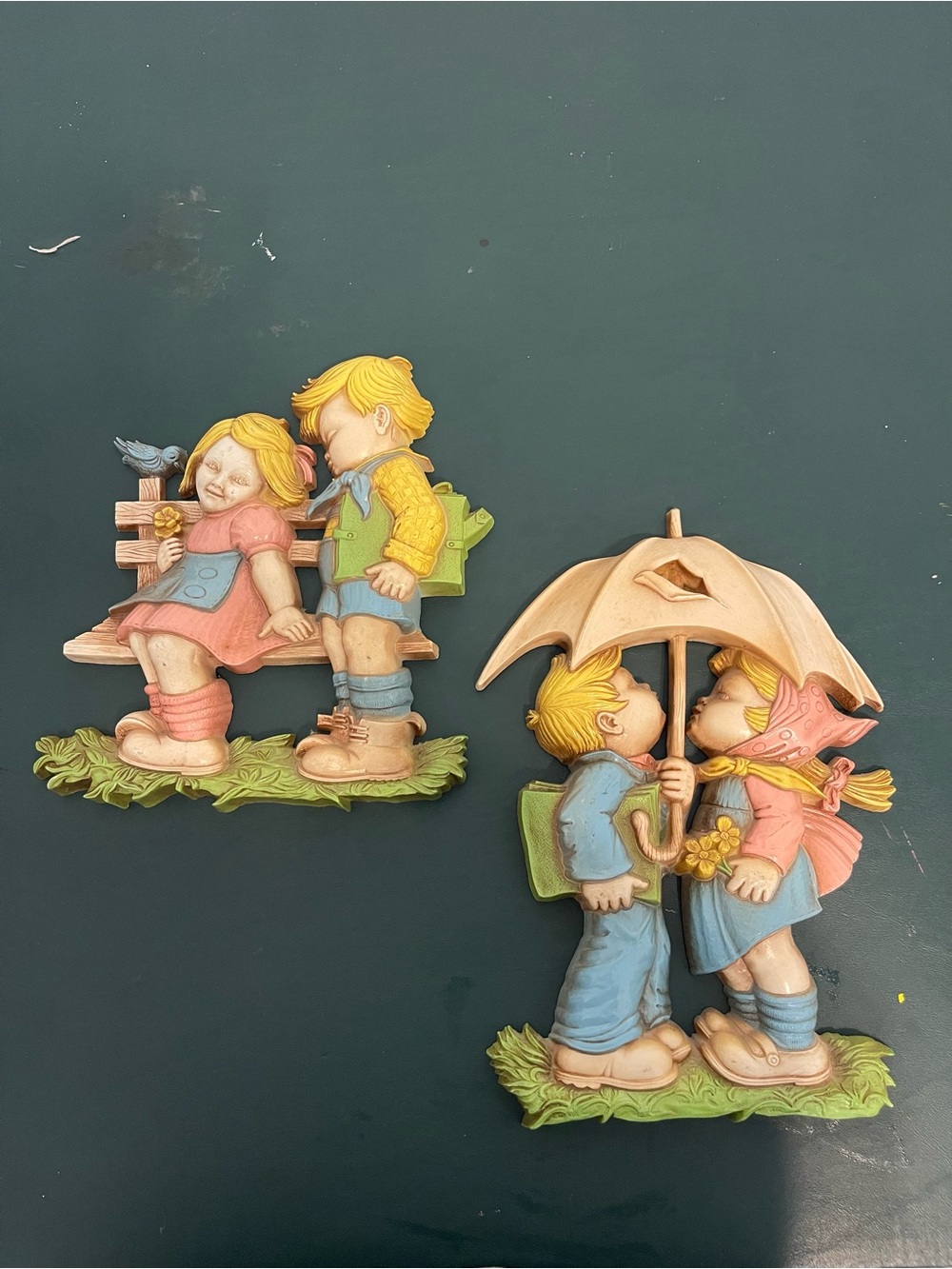 Vintage 1977 Homco Dart Industries “Park Bench and Umbrella” resin set